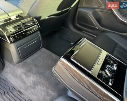 Ауди А8 2021 в Львове на Automoto.ua Черный Ауди А8, объемом двигателя 2.97 л и пробегом 87 тыс. км за 60000 $, фото 11 на Automoto.ua