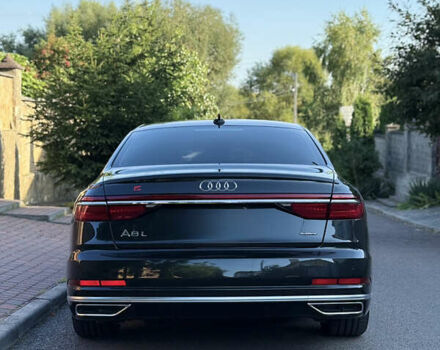 Чорний Ауді A8, об'ємом двигуна 3.99 л та пробігом 111 тис. км за 55700 $, фото 14 на Automoto.ua