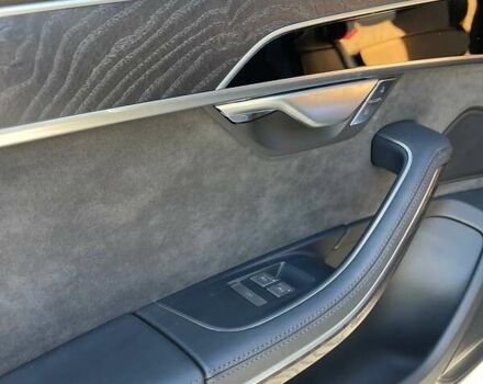 Чорний Ауді A8, об'ємом двигуна 2.97 л та пробігом 56 тис. км за 57700 $, фото 13 на Automoto.ua