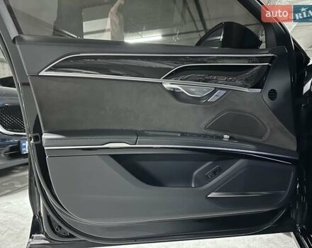Чорний Ауді A8, об'ємом двигуна 2.97 л та пробігом 115 тис. км за 53500 $, фото 16 на Automoto.ua