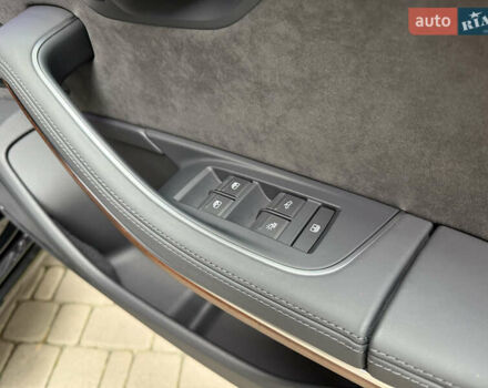 Ауди А8 2021 в Киеве на Automoto.ua Черный Ауди А8, объемом двигателя 4 л и пробегом 21 тыс. км за 88888 $, фото 20 на Automoto.ua