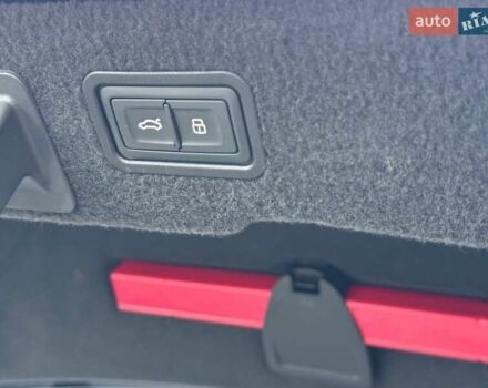 Чорний Ауді A8, об'ємом двигуна 3 л та пробігом 78 тис. км за 62500 $, фото 18 на Automoto.ua