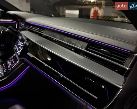 Ауди А8 2021 в Киеве на Automoto.ua Черный Ауди А8, объемом двигателя 2.97 л и пробегом 98 тыс. км за 64999 $, фото 73 на Automoto.ua