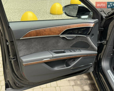 Ауди А8 2021 в Киеве на Automoto.ua Черный Ауди А8, объемом двигателя 4 л и пробегом 21 тыс. км за 88888 $, фото 7 на Automoto.ua