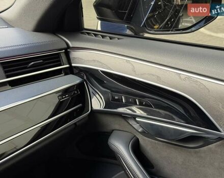 Ауди А8 2021 в Киеве на Automoto.ua Черный Ауди А8, объемом двигателя 2.97 л и пробегом 98 тыс. км за 67500 $, фото 38 на Automoto.ua