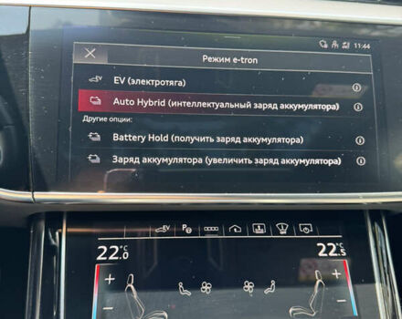 Черный Ауди А8, объемом двигателя 3 л и пробегом 134 тыс. км за 77900 $, фото 38 на Automoto.ua