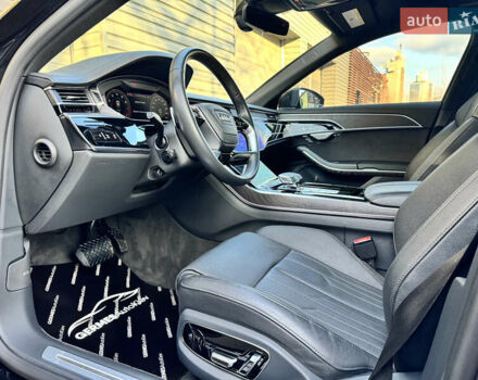 Черный Ауди А8, объемом двигателя 3 л и пробегом 56 тыс. км за 66900 $, фото 19 на Automoto.ua