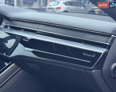 Черный Ауди А8, объемом двигателя 3 л и пробегом 5 тыс. км за 84999 $, фото 64 на Automoto.ua