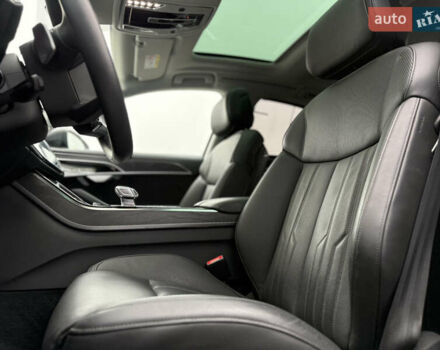 Черный Ауди А8, объемом двигателя 3 л и пробегом 13 тыс. км за 86500 $, фото 26 на Automoto.ua