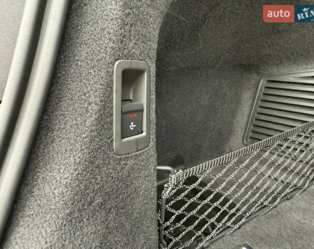 Черный Ауди А8, объемом двигателя 3 л и пробегом 13 тыс. км за 86500 $, фото 68 на Automoto.ua