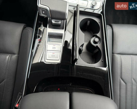 Черный Ауди А8, объемом двигателя 3 л и пробегом 13 тыс. км за 86500 $, фото 63 на Automoto.ua