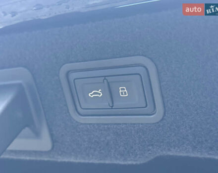 Черный Ауди А8, объемом двигателя 3 л и пробегом 5 тыс. км за 84999 $, фото 53 на Automoto.ua