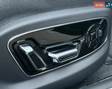 Черный Ауди А8, объемом двигателя 3 л и пробегом 5 тыс. км за 84999 $, фото 60 на Automoto.ua