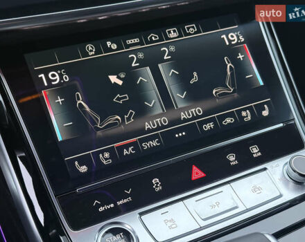 Черный Ауди А8, объемом двигателя 3 л и пробегом 5 тыс. км за 84999 $, фото 83 на Automoto.ua