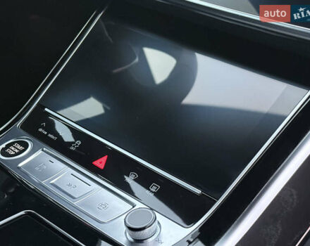 Черный Ауди А8, объемом двигателя 3 л и пробегом 5 тыс. км за 84999 $, фото 68 на Automoto.ua