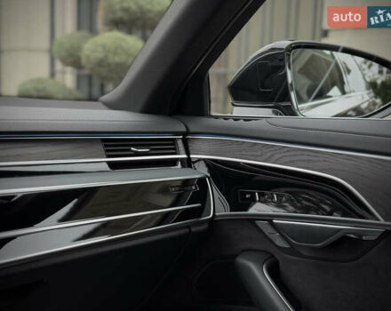 Чорний Ауді A8, об'ємом двигуна 3 л та пробігом 5 тис. км за 116627 $, фото 51 на Automoto.ua