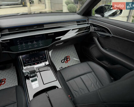 Чорний Ауді A8, об'ємом двигуна 3 л та пробігом 5 тис. км за 116627 $, фото 43 на Automoto.ua