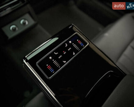 Чорний Ауді A8, об'ємом двигуна 3 л та пробігом 5 тис. км за 116627 $, фото 50 на Automoto.ua