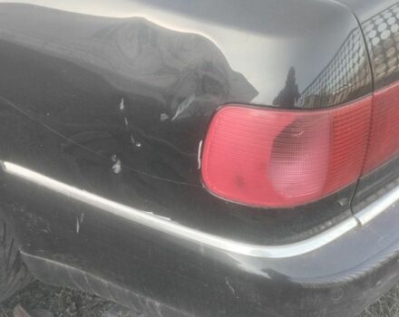 Чорний Ауді A8, об'ємом двигуна 3.3 л та пробігом 400 тис. км за 2898 $, фото 4 на Automoto.ua