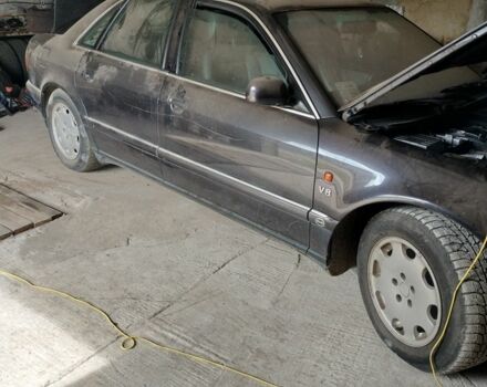 Чорний Ауді A8, об'ємом двигуна 3.7 л та пробігом 270 тис. км за 2000 $, фото 1 на Automoto.ua