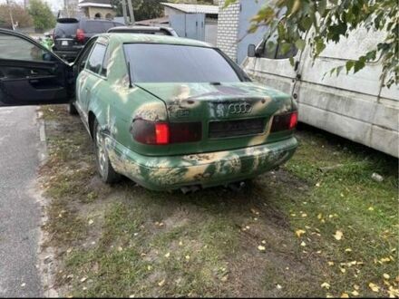 Ауді A8 1999 у Харкові на Automoto.ua Чорний Ауді A8, об'ємом двигуна 3.7 л та пробігом 300 тис. км за 1200 $, фото 1 на Automoto.ua