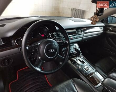 Чорний Ауді A8, об'ємом двигуна 4.2 л та пробігом 210 тис. км за 8200 $, фото 1 на Automoto.ua