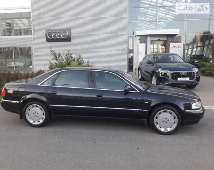 Чорний Ауді A8, об'ємом двигуна 6 л та пробігом 77 тис. км за 29999 $, фото 1 на Automoto.ua