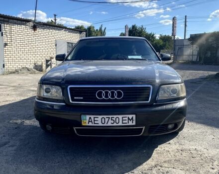 Черный Ауди А8, объемом двигателя 0 л и пробегом 300 тыс. км за 4014 $, фото 1 на Automoto.ua