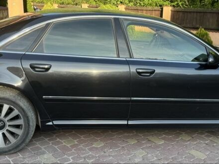 Ауди А8 2005 в Львове на Automoto.ua Черный Ауди А8, объемом двигателя 4.2 л и пробегом 201 тыс. км за 9700 $, фото 1 на Automoto.ua