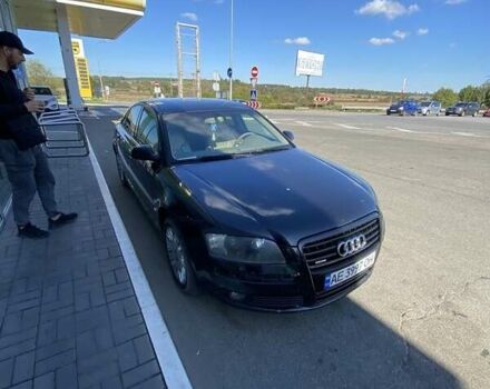 Чорний Ауді A8, об'ємом двигуна 3.7 л та пробігом 360 тис. км за 13500 $, фото 1 на Automoto.ua