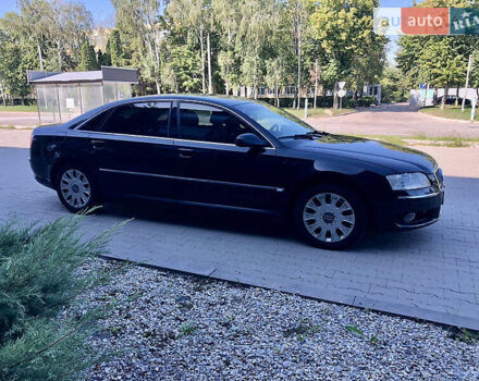 Черный Ауди А8, объемом двигателя 4.2 л и пробегом 317 тыс. км за 5500 $, фото 1 на Automoto.ua