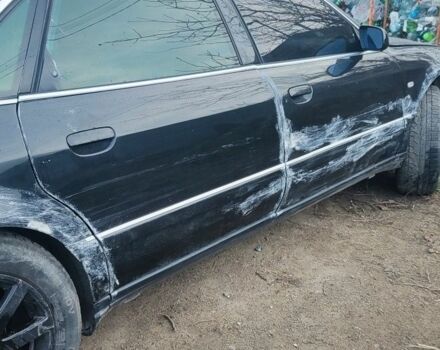 Чорний Ауді A8, об'ємом двигуна 4 л та пробігом 400 тис. км за 1200 $, фото 1 на Automoto.ua
