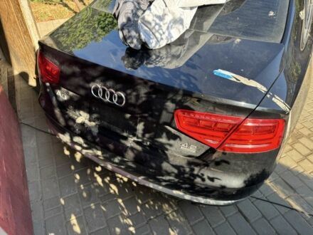 Ауди А8 2011 в Одессе на Automoto.ua Черный Ауди А8, объемом двигателя 4.2 л и пробегом 180 тыс. км за 3500 $, фото 1 на Automoto.ua