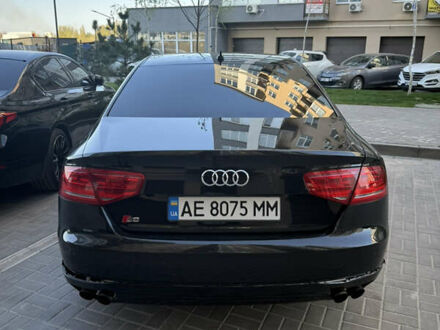 Ауди А8 2013 в Днепре (Днепропетровске) на Automoto.ua Черный Ауди А8, объемом двигателя 4 л и пробегом 153 тыс. км за 23500 $, фото 1 на Automoto.ua