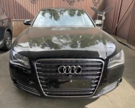 Черный Ауди А8, объемом двигателя 4.2 л и пробегом 170 тыс. км за 2204 $, фото 1 на Automoto.ua