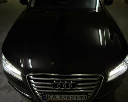 Черный Ауди А8, объемом двигателя 4 л и пробегом 240 тыс. км за 26000 $, фото 1 на Automoto.ua