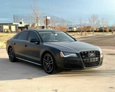 Черный Ауди А8, объемом двигателя 3 л и пробегом 135 тыс. км за 8900 $, фото 1 на Automoto.ua