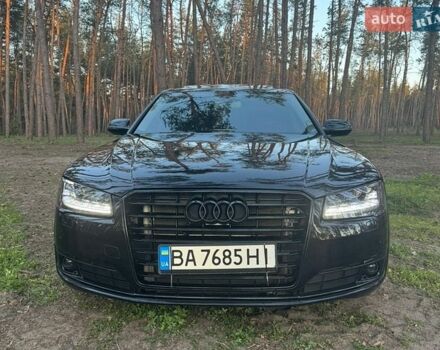Черный Ауди А8, объемом двигателя 3 л и пробегом 190 тыс. км за 22000 $, фото 1 на Automoto.ua