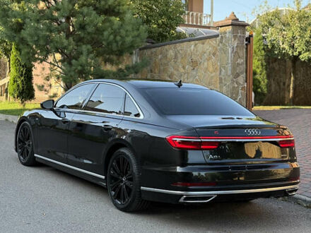 Чорний Ауді A8, об'ємом двигуна 3.99 л та пробігом 111 тис. км за 55700 $, фото 1 на Automoto.ua