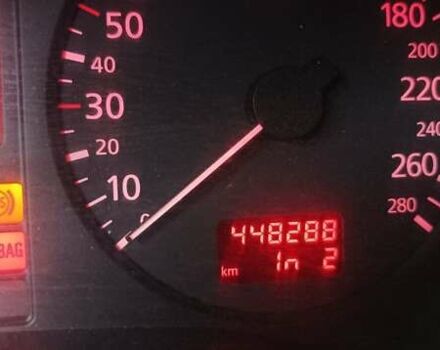 Фиолетовый Ауди А8, объемом двигателя 4.2 л и пробегом 448 тыс. км за 2999 $, фото 7 на Automoto.ua
