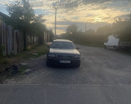 Фиолетовый Ауди А8, объемом двигателя 2.5 л и пробегом 370 тыс. км за 3500 $, фото 2 на Automoto.ua