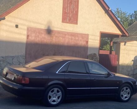 Фиолетовый Ауди А8, объемом двигателя 2.5 л и пробегом 370 тыс. км за 3500 $, фото 5 на Automoto.ua