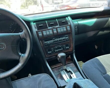 Коричневый Ауди А8, объемом двигателя 3.7 л и пробегом 489 тыс. км за 3700 $, фото 12 на Automoto.ua