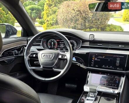 Ауди А8 2021 в Львове на Automoto.ua Красный Ауди А8, объемом двигателя 2.97 л и пробегом 116 тыс. км за 57000 $, фото 12 на Automoto.ua