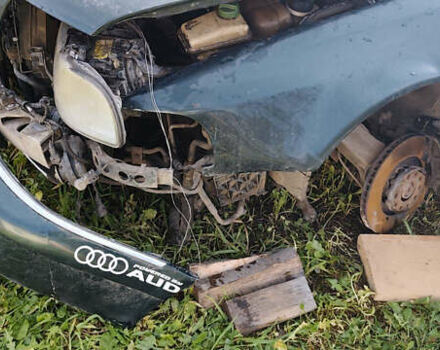 Ауді A8, об'ємом двигуна 2.5 л та пробігом 300 тис. км за 1650 $, фото 4 на Automoto.ua