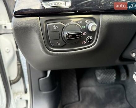 Ауді A8, об'ємом двигуна 3 л та пробігом 205 тис. км за 18400 $, фото 43 на Automoto.ua