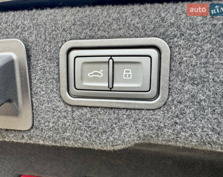 Ауді A8, об'ємом двигуна 3 л та пробігом 140 тис. км за 45500 $, фото 34 на Automoto.ua