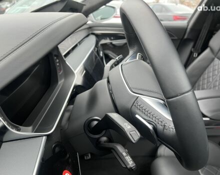 Ауди А8, объемом двигателя 3.96 л и пробегом 24 тыс. км за 100855 $, фото 28 на Automoto.ua