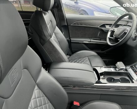 Ауди А8, объемом двигателя 3.96 л и пробегом 24 тыс. км за 100855 $, фото 17 на Automoto.ua