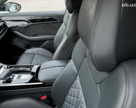 Ауди А8, объемом двигателя 3 л и пробегом 40 тыс. км за 82162 $, фото 14 на Automoto.ua